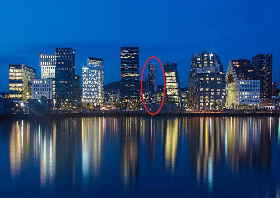 Modern 3Bed Room Sea View Apartment @ Oslo Barcode 외부 사진